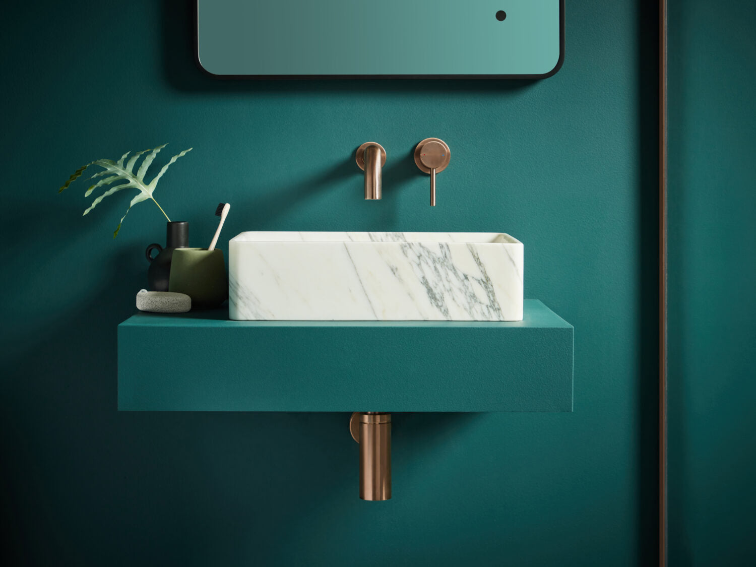 Alpha Wall Mounted Basin/Bath Filler