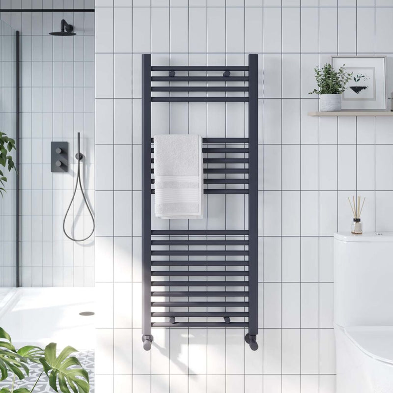 Strike 600X1200 Towel Rail